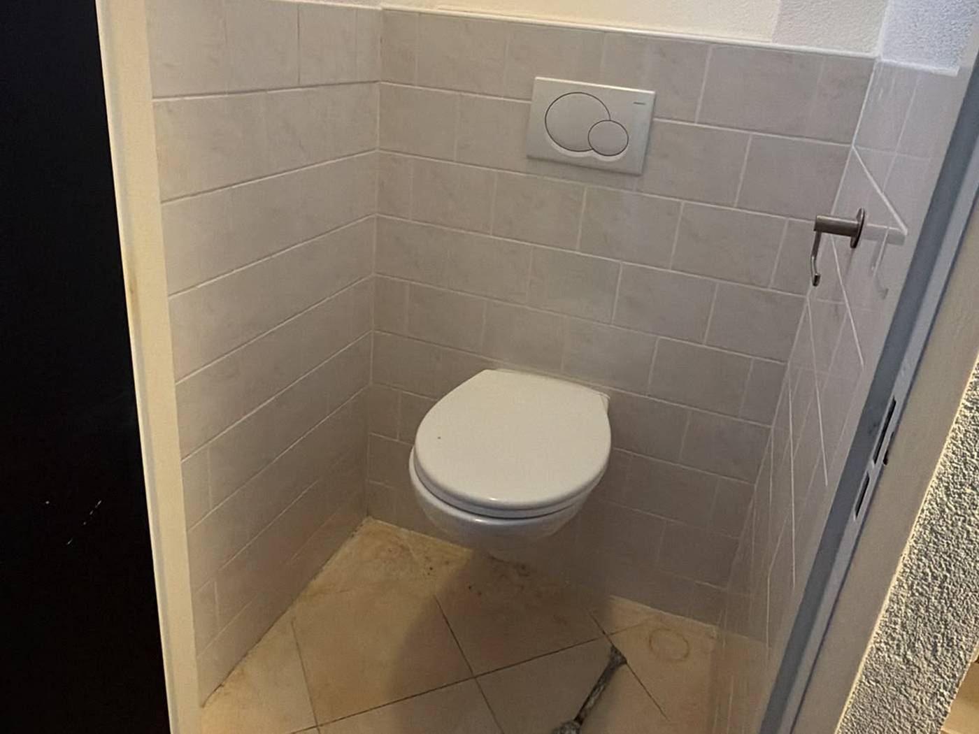 Toilet slopen Hoogeveen | Sloopbedrijf Luvrens